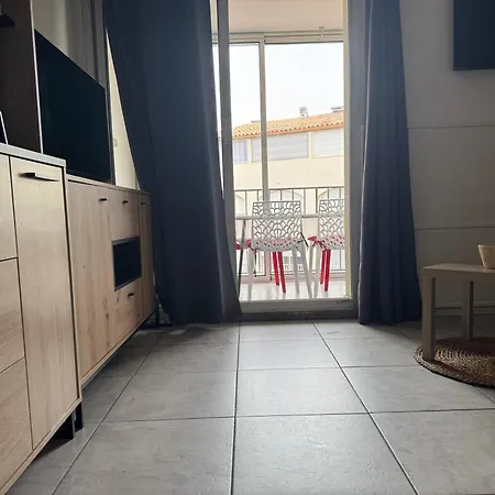 Cosy Entre Port Et Cap