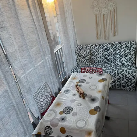 Cosy Entre Port Et Cap