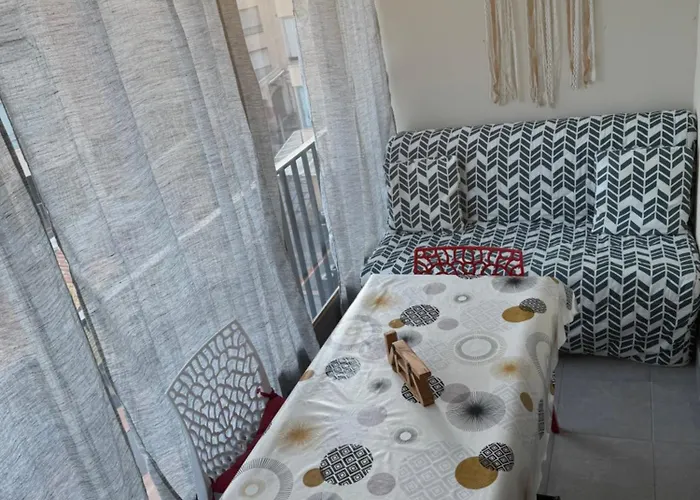 Cosy Entre Port Et Cap