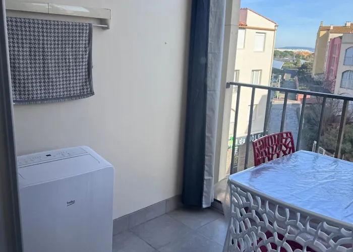 Apartment Cosy Entre Port Et Cap *