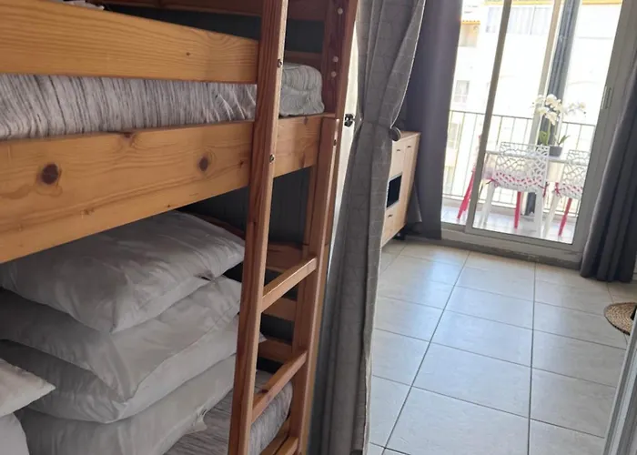 Cosy Entre Port Et Cap